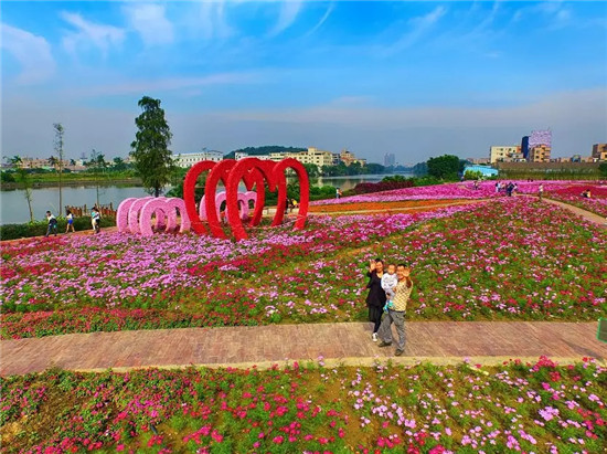 梦里水乡百花园是佛山南海的"后花园",一年四季花开不败.